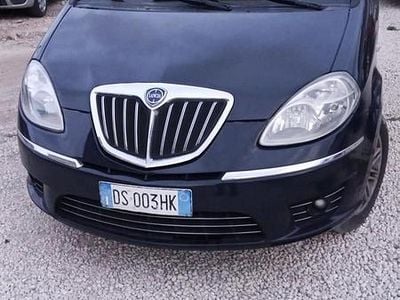 Usata Lancia Musa 90 CV (66 kW) 2008 Blu Monovolume