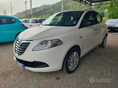 Brugt Lancia Ypsilon S 69 HK (50 kW) 2012 Hvid Hatchback