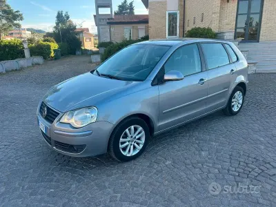 Usata VW Polo Comfortline 69 CV (50 kW) 2009 Grigio Utilitaria
