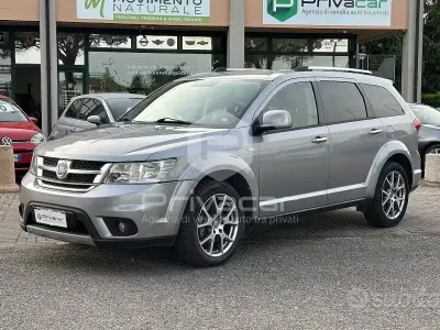Usata Fiat Freemont Lounge 170 CV (125 kW) 2015 Nero SUV