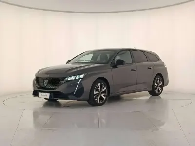 Usata Peugeot 308 SW Allure 131 CV (96 kW) 2022 Grigio platinum Station wagon