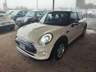 Usata Mini One D 95 CV (69 kW) 2015 Beige Utilitaria
