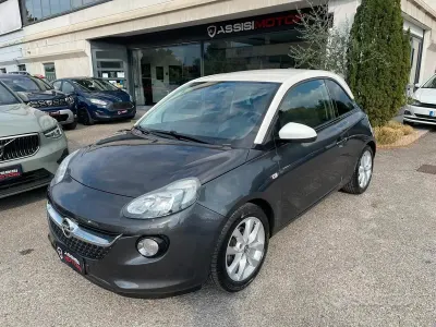 Usata Opel Adam 69 CV (50 kW) 2017 Grigio Utilitaria