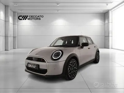 Ny Mini Cooper Favoured 150 kW (204 HK) 2025 Halvkombi