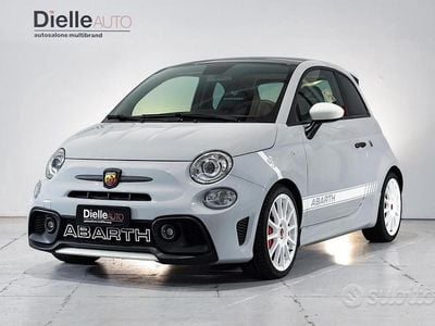 Usata Abarth 695 Esseesse 180 CV (132 kW) 2022 Grigio campovolo Utilitaria