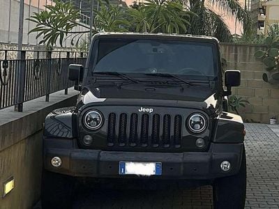 Usata Jeep Wrangler Unlimited Sahara 200 CV (147 kW) 2016 SUV