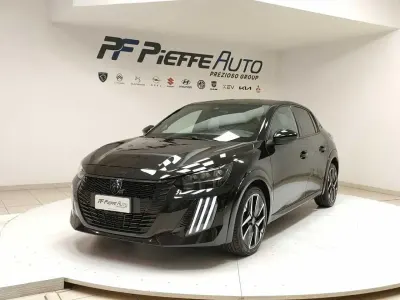 Usata Peugeot 208 GT 101 CV (74 kW) 2024 Nero perla Utilitaria