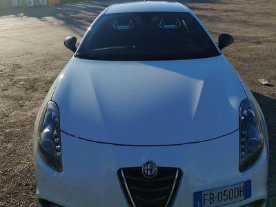 Usata Alfa Romeo Giulietta Exclusive 120 CV (88 kW) 2015 Bianco Berlina