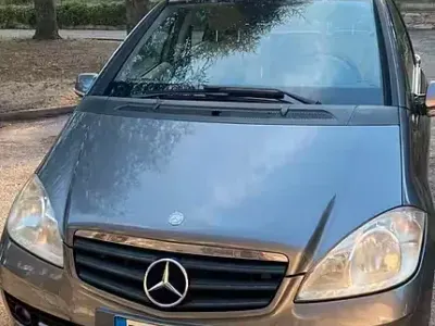 Usata Mercedes A160 95 CV (69 kW) 2010 Grigio Berlina