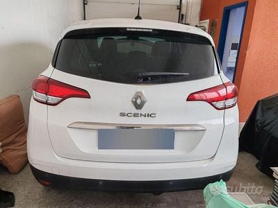 Usata Renault Scénic IV Intens 110 CV (80 kW) 2018 Bianco Monovolume
