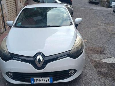 Usata Renault Clio IV Life 73 CV (53 kW) 2016 Bianco Berlina