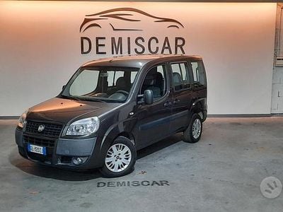 Usata Fiat Doblò 85 CV (62 kW) 2007 Grigio Monovolume
