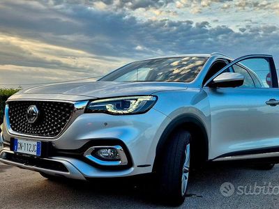Usata MG HS Luxury 162 CV (119 kW) 2023 Grigio SUV