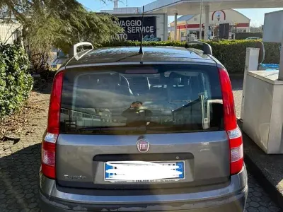Usata Fiat Panda 69 CV (50 kW) 2011 Grigio Utilitaria
