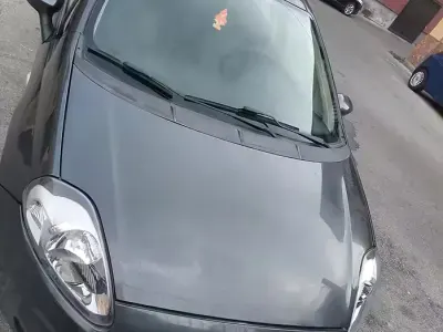 Usata Fiat Grande Punto 90 CV (66 kW) 2008 Grigio Utilitaria