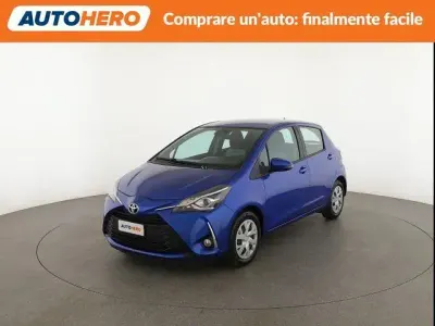 Begagnad Toyota Yaris Active 72 HK (52 kW) 2021 Blå Halvkombi