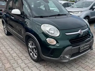 Begagnad Fiat 500L Trekking 95 HK (69 kW) 2017 Grön Minibuss