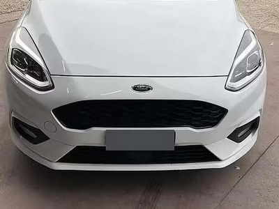 Usata Ford Fiesta 86 CV (63 kW) 2019 Bianco Utilitaria
