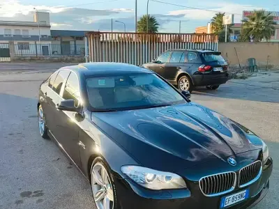 Usata BMW 530 245 CV (180 kW) 2010 Bluazzurro Berlina