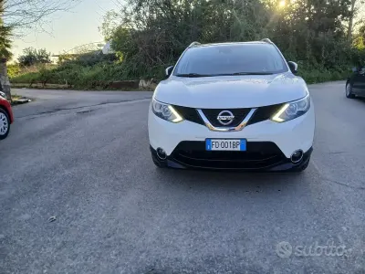 Usata Nissan Qashqai 110 CV (80 kW) 2016 Bianco SUV