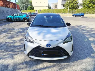 Usata Toyota Yaris Hybrid