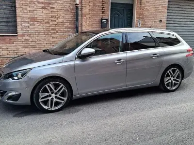 Usata Peugeot 308 SW 150 CV (110 kW) 2015 Grigio Station wagon