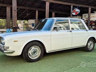 Usata Lancia 2000 126 CV (92 kW) 1970 Bianco Berlina