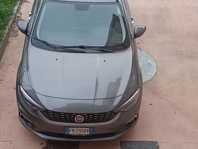 Usata Fiat Tipo 120 CV (88 kW) 2017 Marrone Station wagon