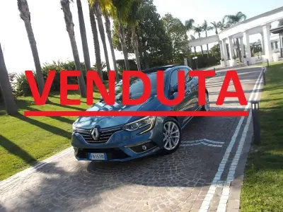 Usata Renault Mégane 110 CV (80 kW) 2018 Blu/azzurro Berlina
