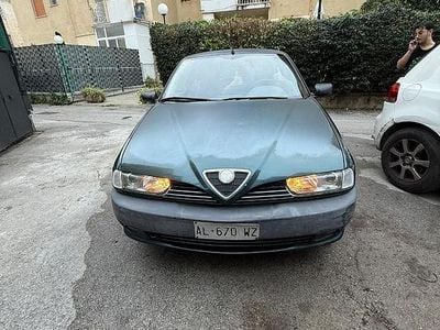 Usata 1997 Alfa Romeo 145 Utilitaria | 1099 €
