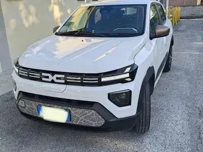 Usata Dacia Spring Extreme 19 kW (26 CV) 2024 Utilitaria