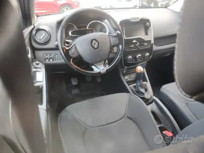 Usata Renault Clio IV 75 CV (55 kW) 2014 Grigio Berlina