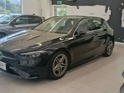 Usata Mercedes A180 Premium Plus 136 CV (100 kW) 2023 Nero Berlina
