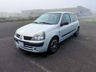 Renault Clio II