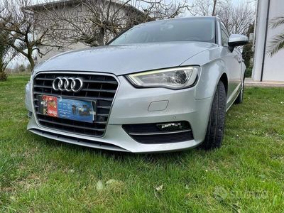 usata Audi A3 Sportback 1.6 tdi ambiente