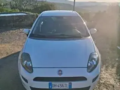 Usata Fiat Grande Punto Active 75 CV (55 kW) 2007 Utilitaria
