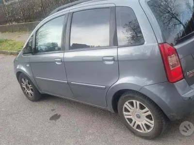 Usata Fiat Idea 101 CV (74 kW) 2004 Monovolume