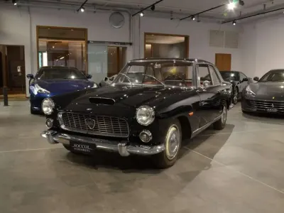 Usata Lancia Flaminia 136 CV (100 kW) 1965 Blu Utilitaria
