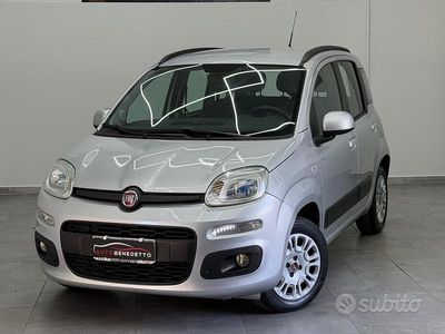 Usata Fiat Panda Lounge 69 CV (50 kW) 2015 Argento Utilitaria