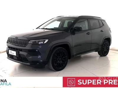Usata Jeep Compass 131 CV (96 kW) 2024 Grigio scuro / tetto nero SUV