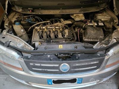 Usata Fiat Multipla 2005 Grigio Monovolume