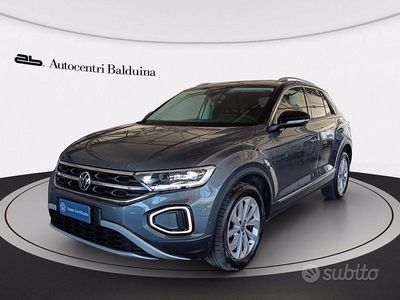 Usata VW T-Roc Style 150 CV (110 kW) 2022 Grigio indyum/tetto nero SUV