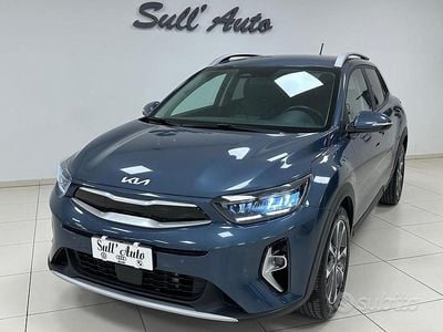 Usata Kia Stonic Style 120 CV (88 kW) 2023 Blu SUV