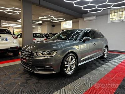 Usata Audi A3 Attraction 110 CV (80 kW) 2014 Grigio Berlina