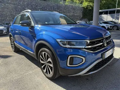 Usata VW T-Roc Style 110 CV (80 kW) 2023 Blu/azzurro SUV