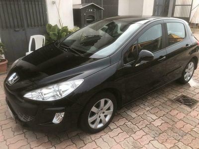 Usata Peugeot 308 120 CV (88 kW) 2008 Nero Berlina