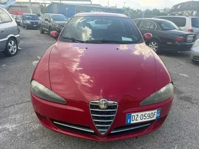 Usata Alfa Romeo 147 Progression 119 CV (87 kW) 2009 Rosso Utilitaria