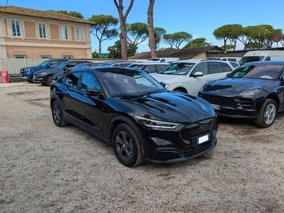 Usata Ford Mustang Standard Range 269 CV (197 kW) 2022 Nero Monovolume