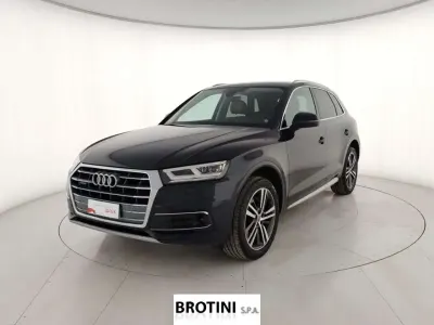 Usata Audi Q5 Business 204 CV (150 kW) 2020 Grigio SUV