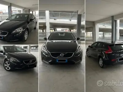 Usata Volvo V40 115 CV (84 kW) 2015 Nero Berlina
